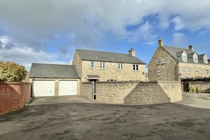 Double Garage- click for photo gallery